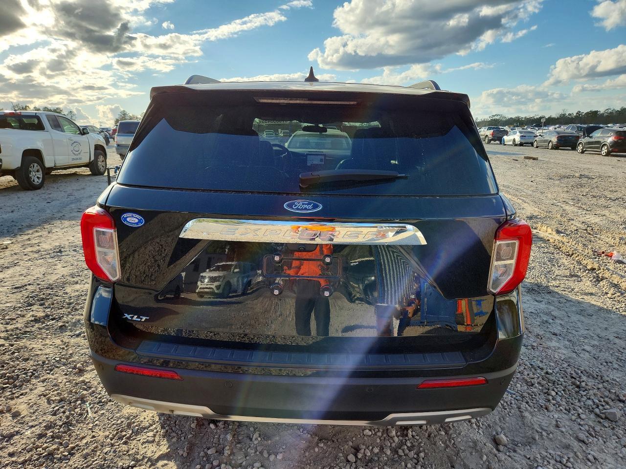 2023 Ford Explorer Xlt - Фото 6