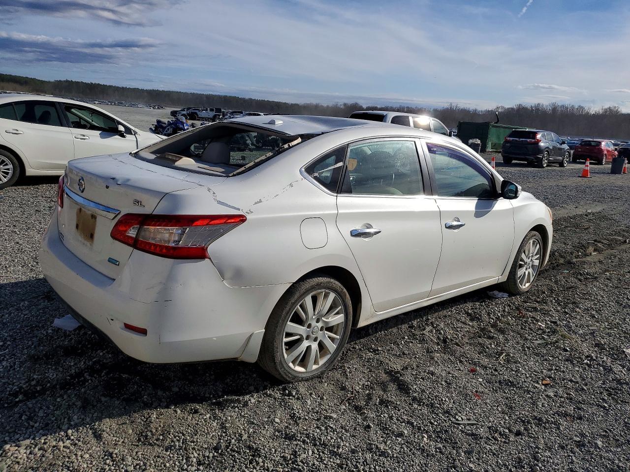 2013 Nissan Sentra S - Фото 3