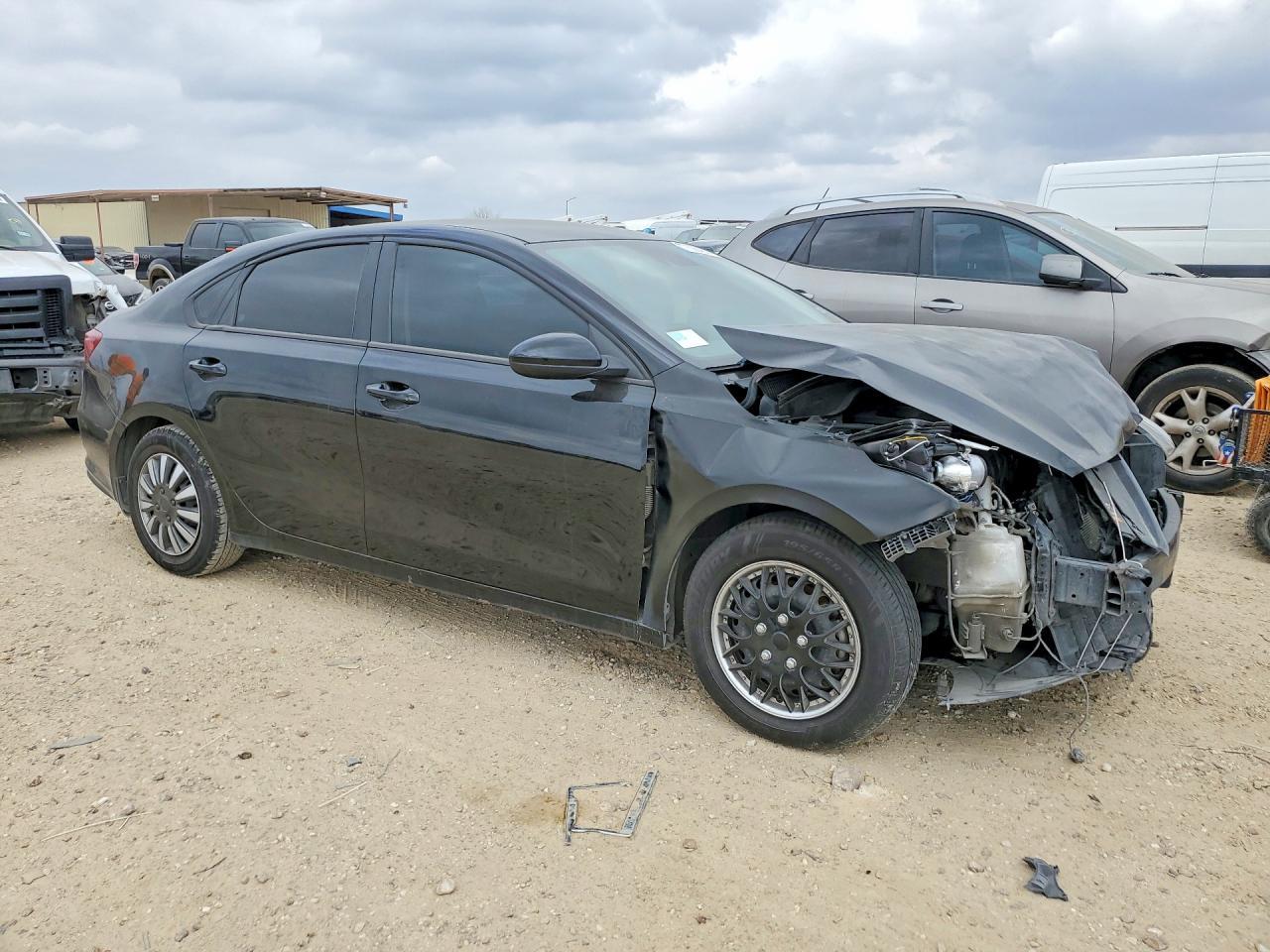 2020 Kia Forte Fe - Image 4