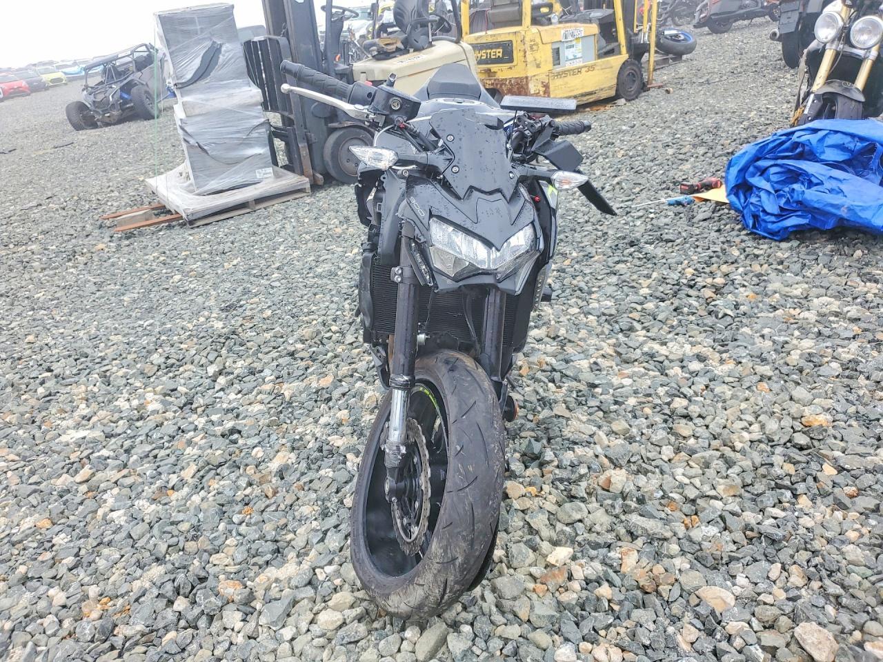 2024 Kawasaki Zr900 F - Фото 2