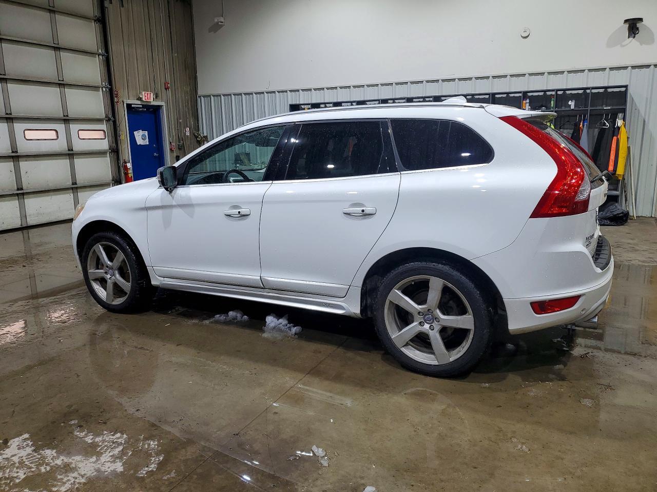 2012 Volvo Xc60 T6 - Image 2