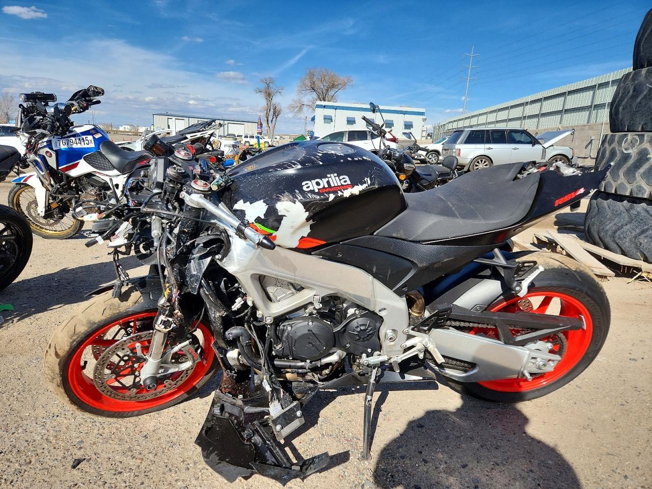 2024 Aprilia Rsv4 1100 - Фото 3