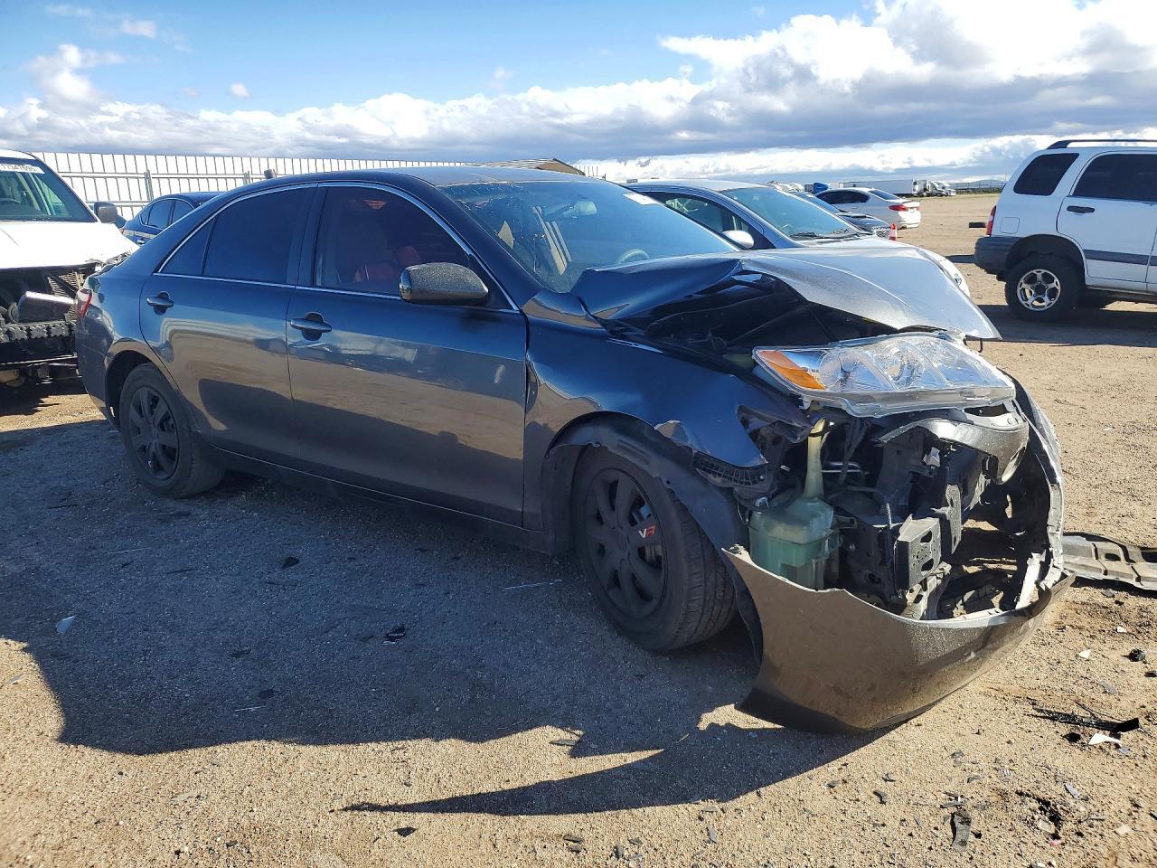 2008 Toyota Camry Le - Фото 4