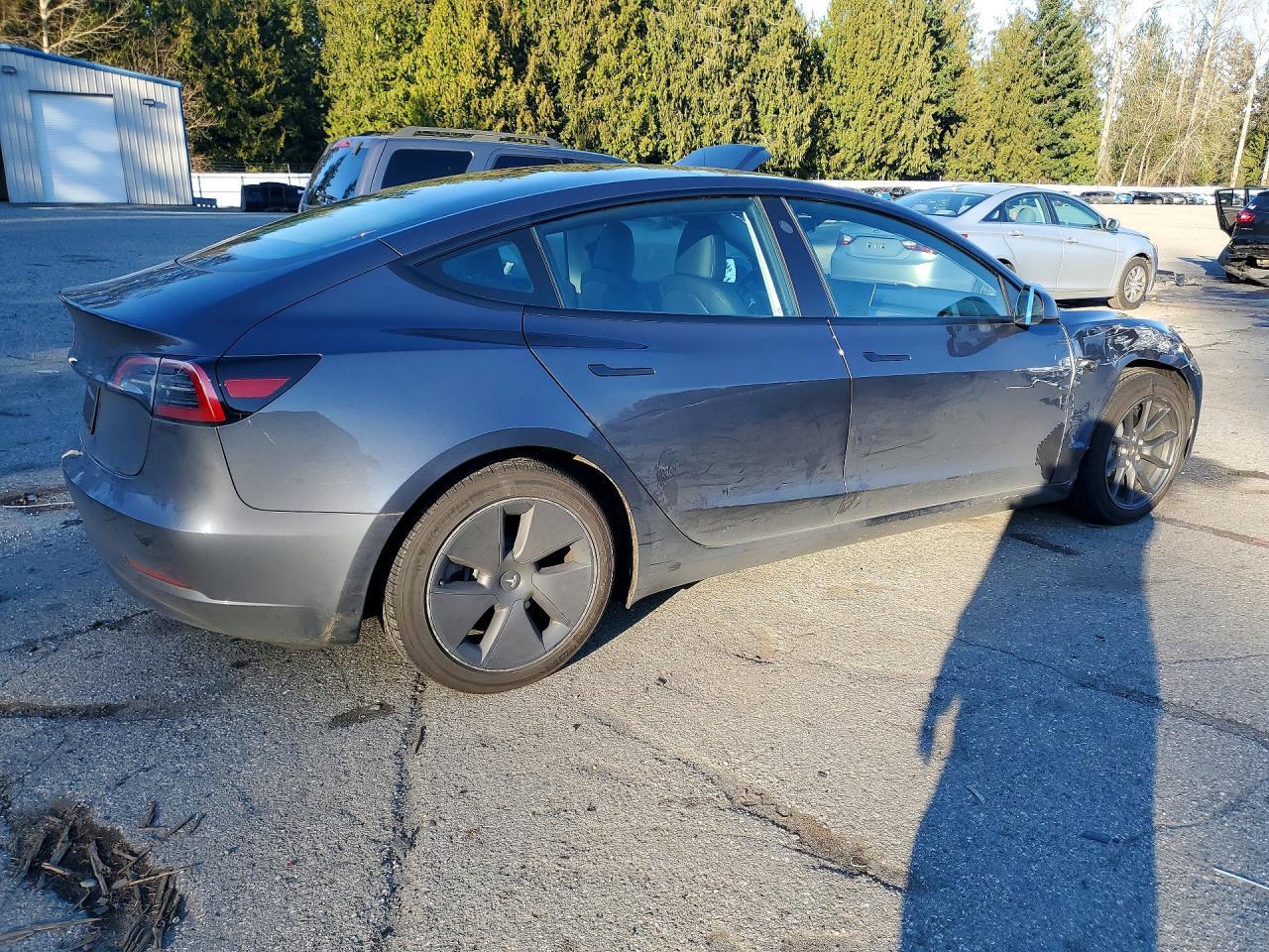 2023 Tesla Model 3 - Image 3
