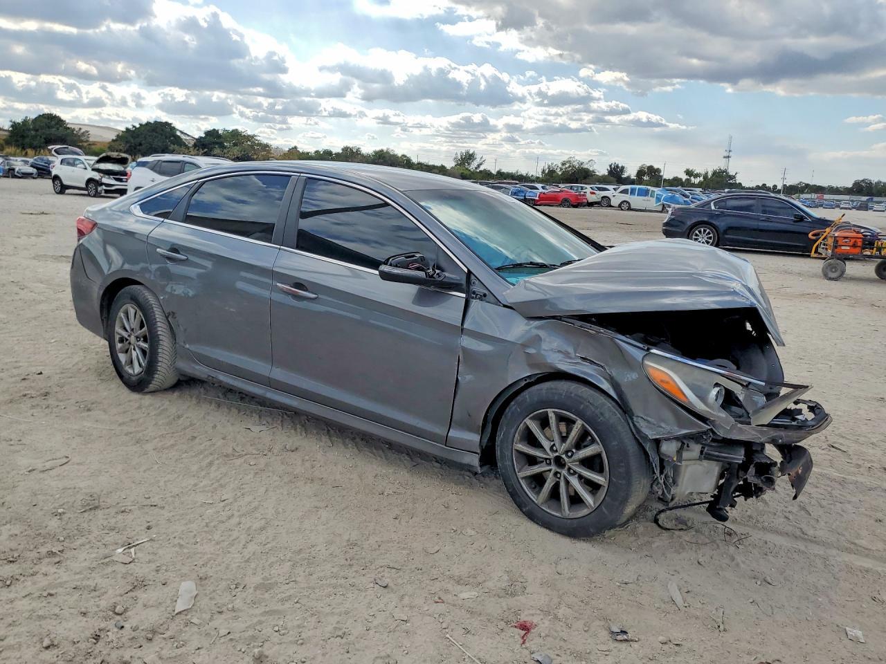 2019 Hyundai Sonata Se - Фото 4