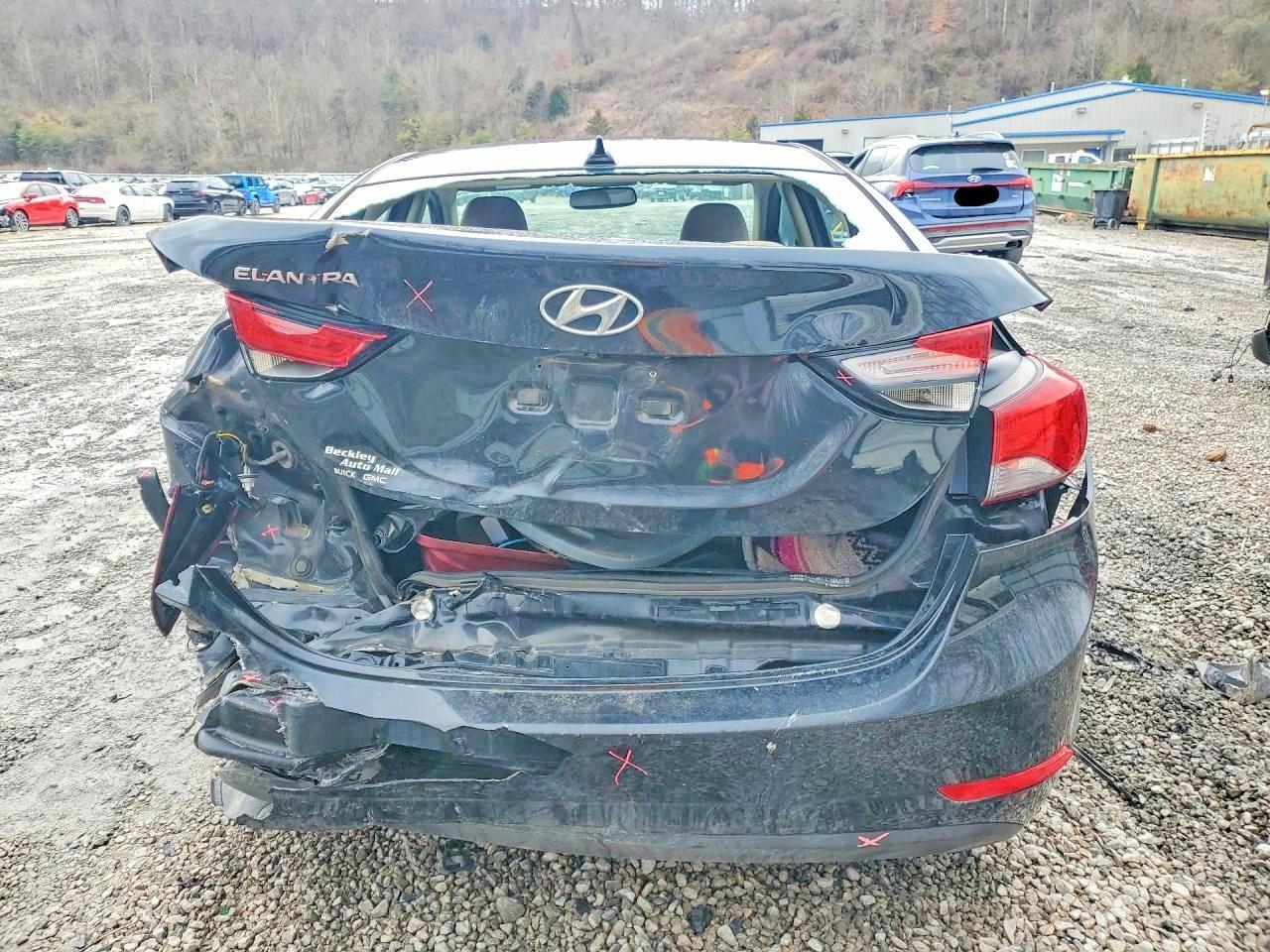 2016 Hyundai Elantra Se - Фото 6
