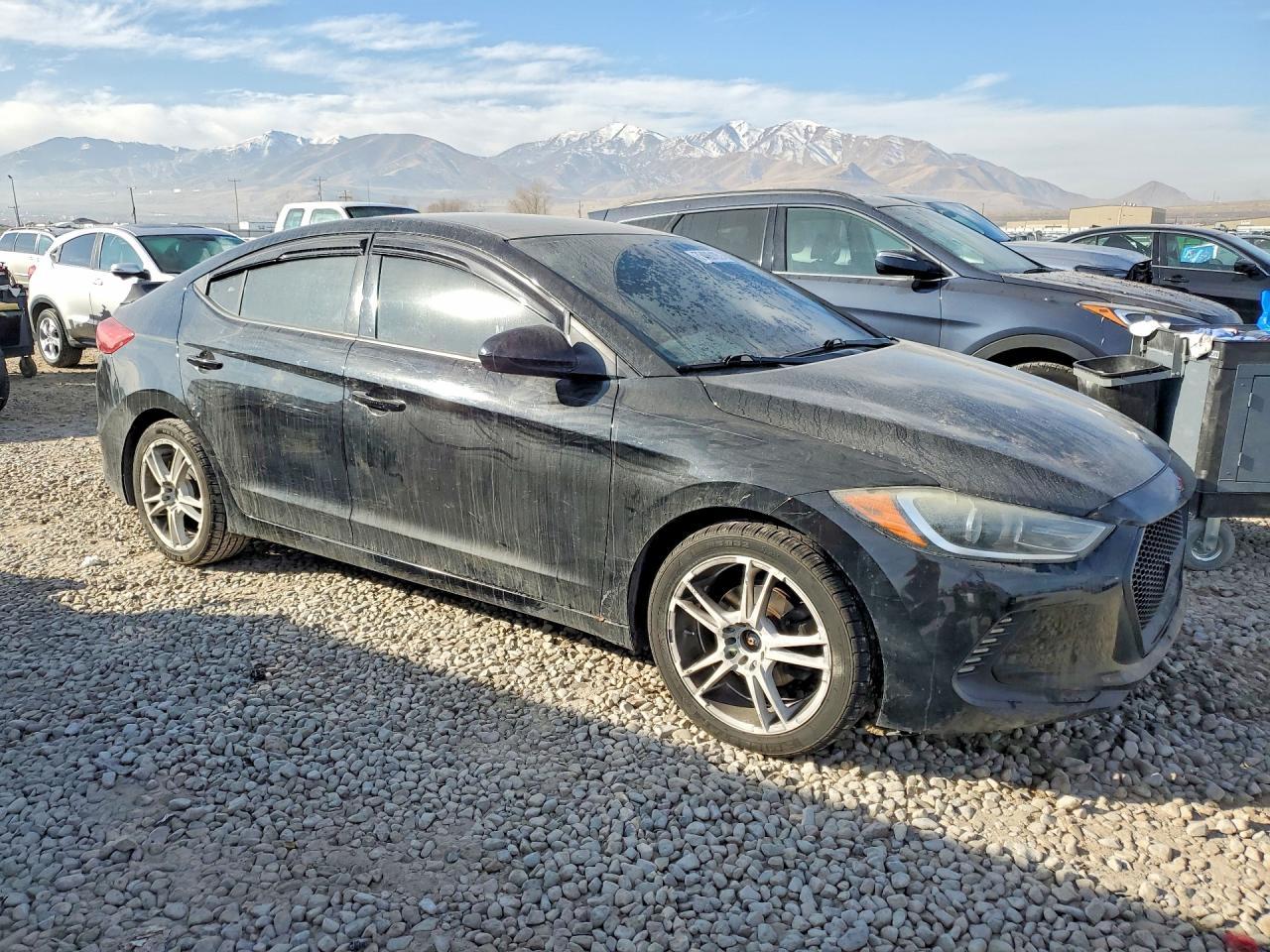 2017 Hyundai Elantra Se - Image 4
