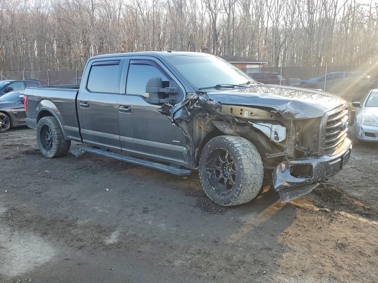 2017 Ford F150 Supercrew - Фото 4