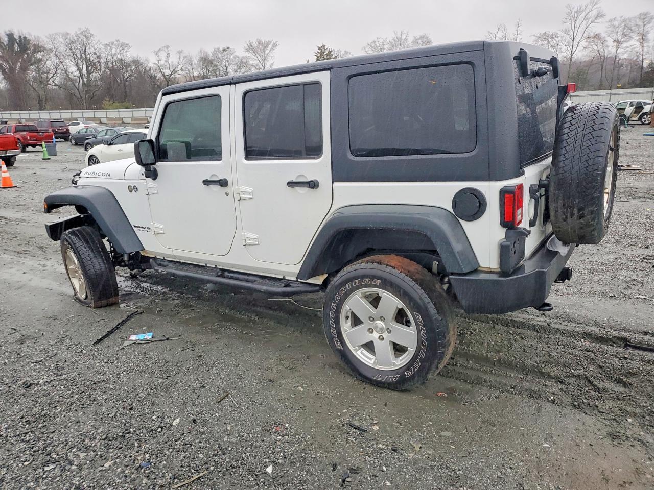 2015 Jeep Wrangler Unlimited - Фото 2