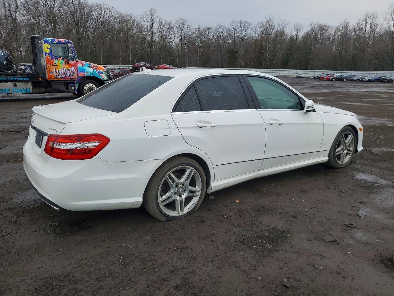 2013 Mercedes Benz E 350 4Matic - Фото 3