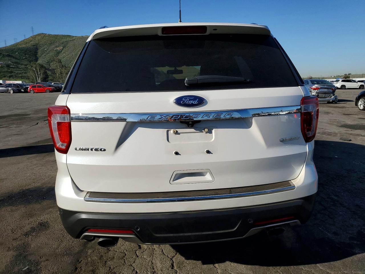 2018 Ford Explorer Limited - Image 6