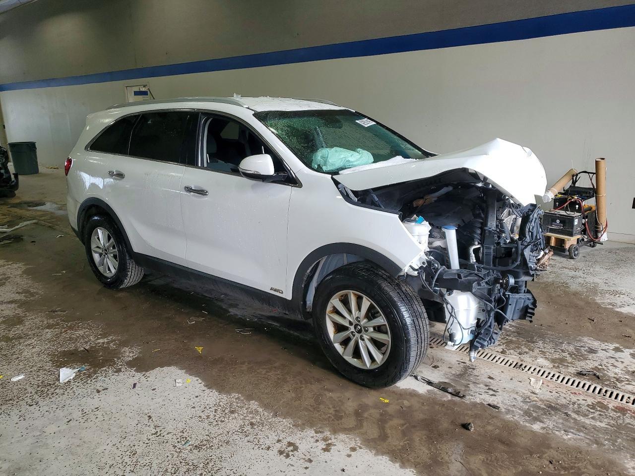 2020 Kia Sorento Lx - Image 4