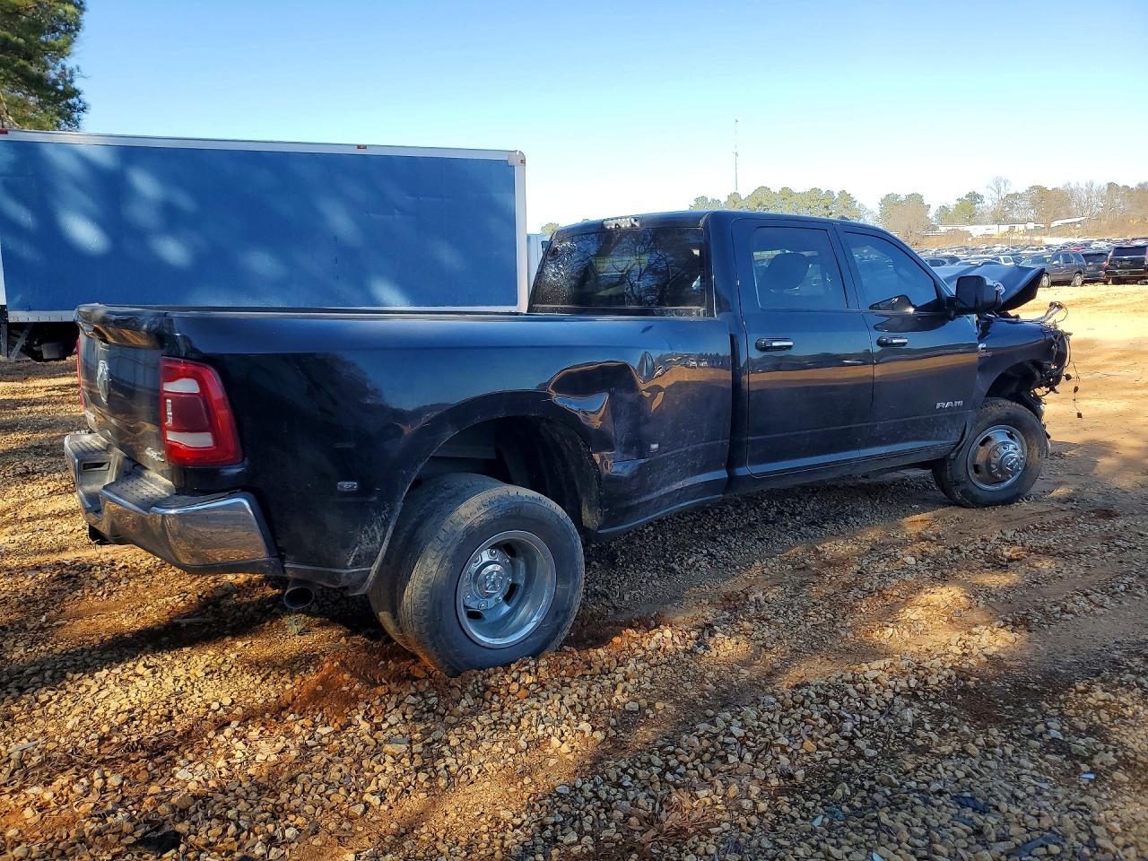 2019 Ram 3500 Big Horn - Фото 3