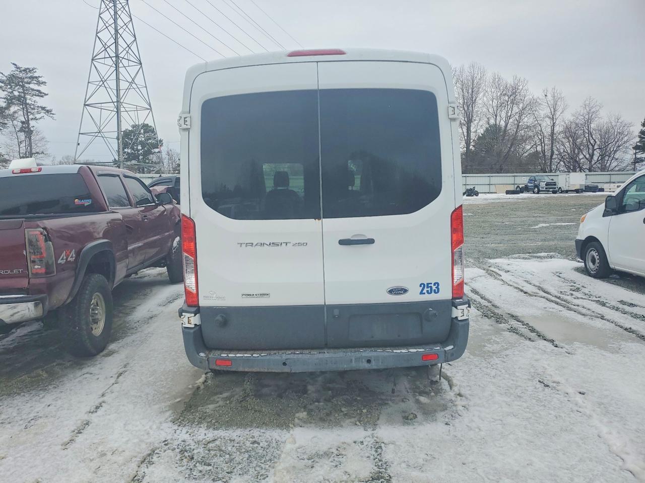 2016 Ford Transit 250 Delivery Van - Image 6