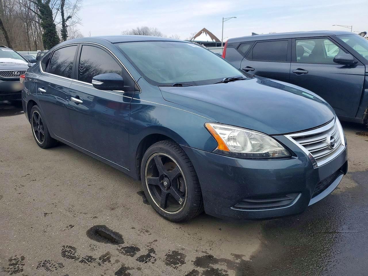 2015 Nissan Sentra S - Фото 4