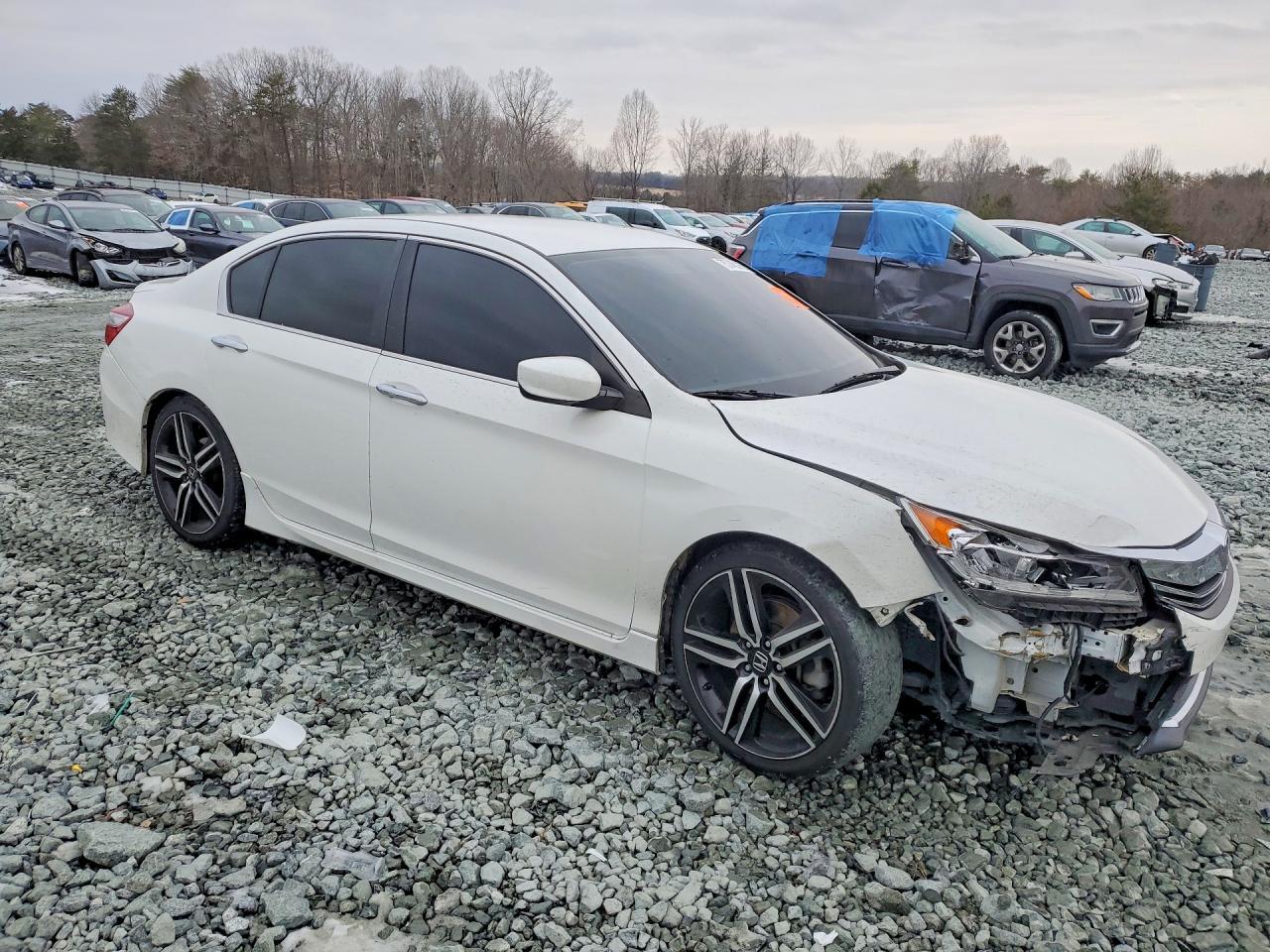 2016 Honda Accord Sport - Image 4