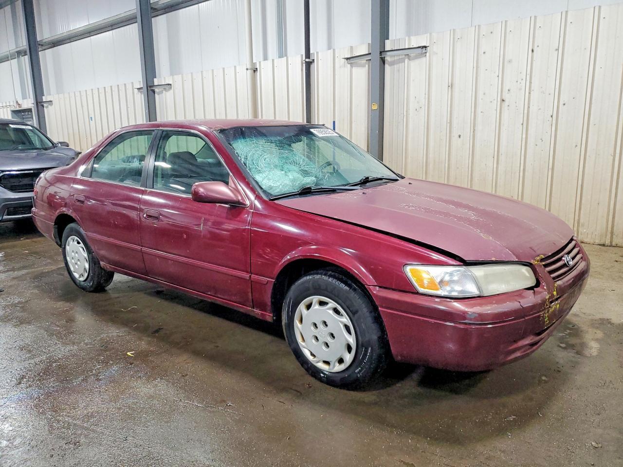 1997 Toyota Camry - Image 4
