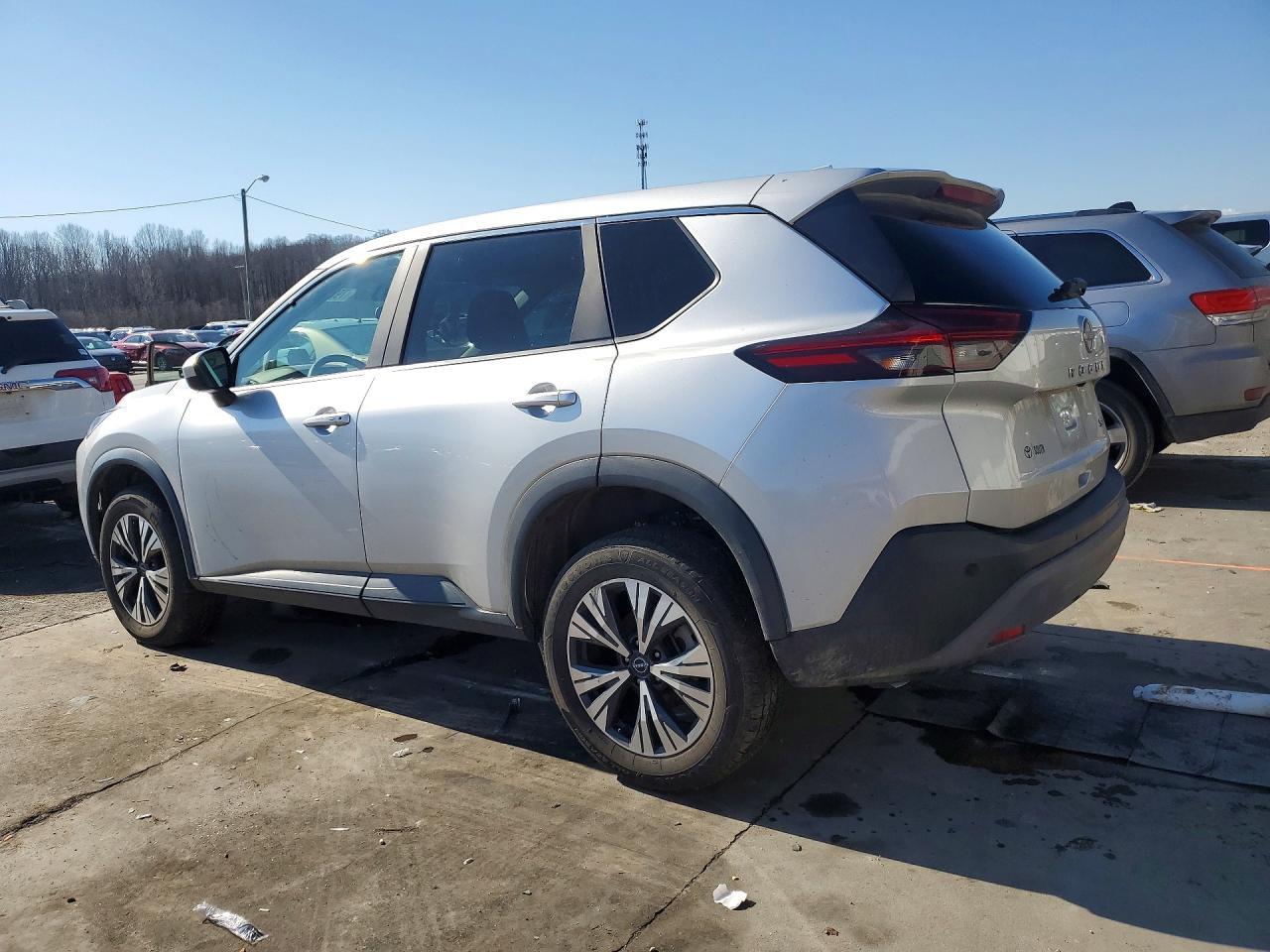 2023 Nissan Rogue Sv - Фото 2