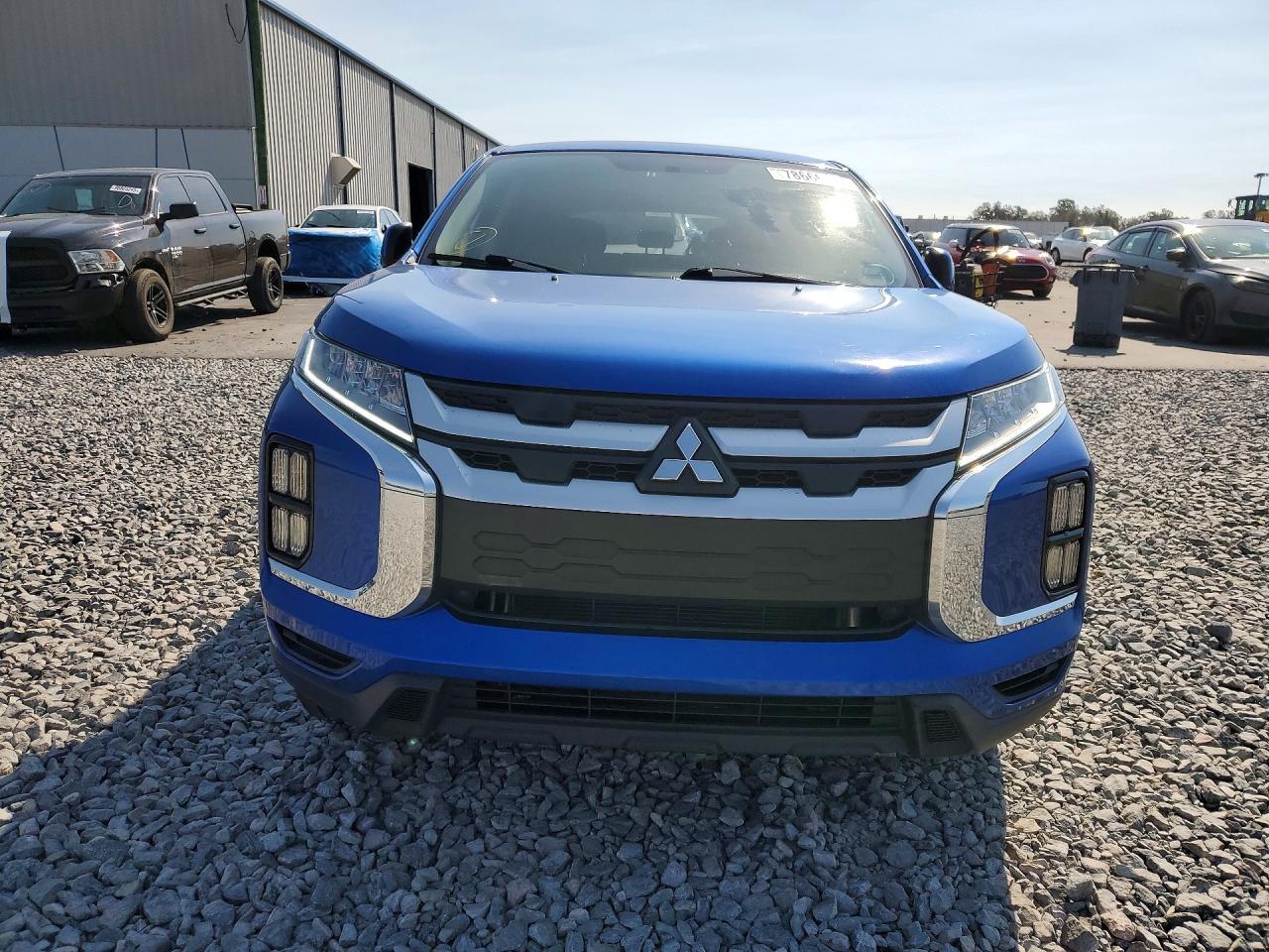 2020 Mitsubishi Outlander Sport Es - Image 5