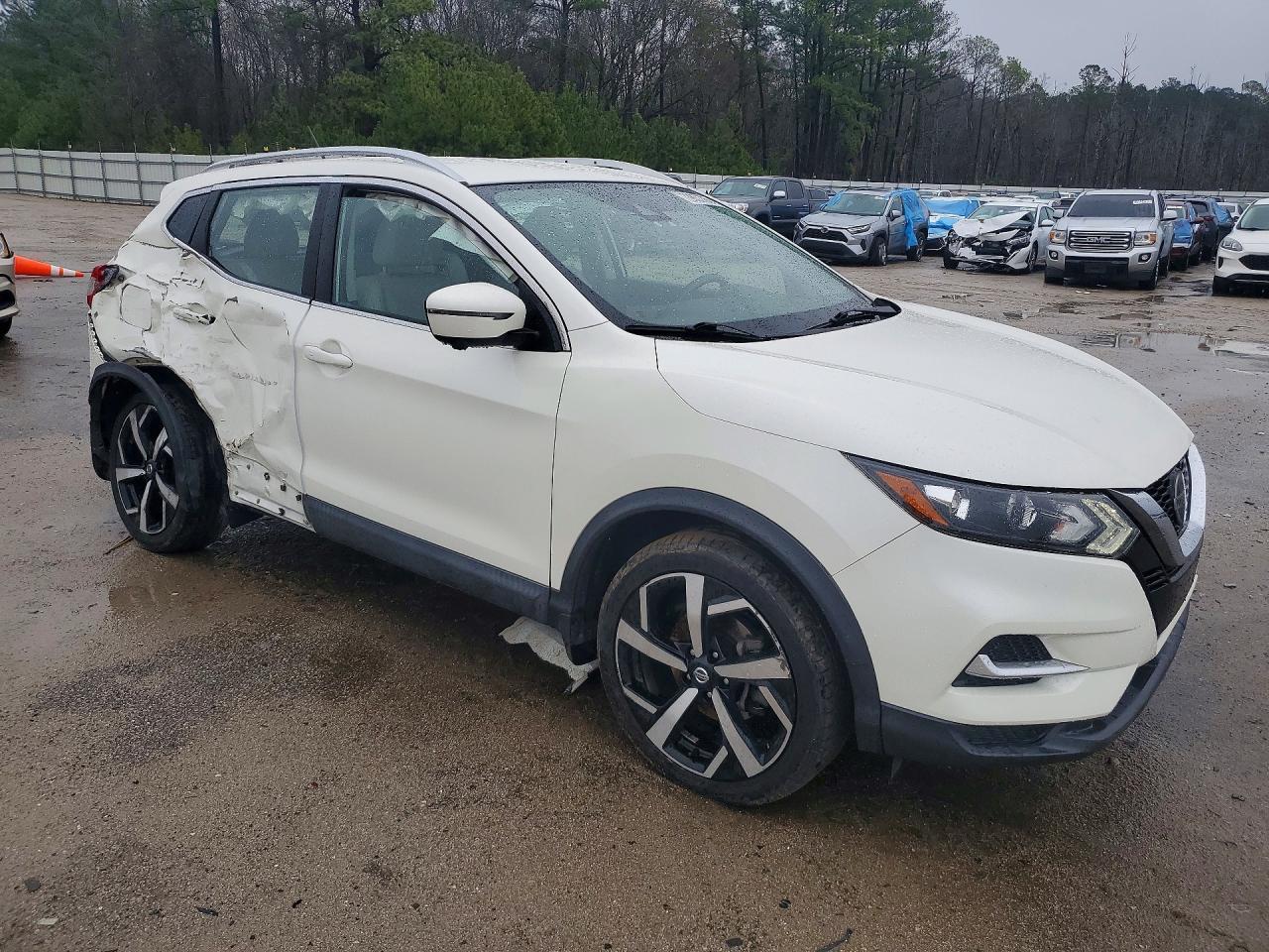 2020 Nissan Rogue - Фото 4