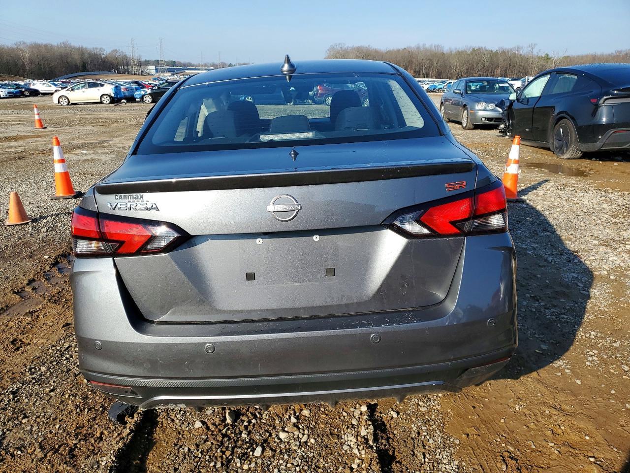 2024 Nissan Versa Sr - Image 6