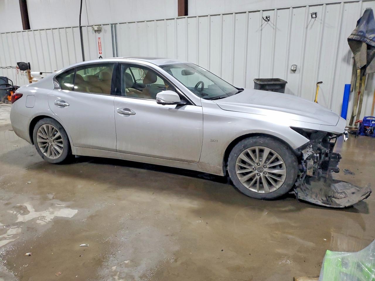 2019 Infiniti Q50 Luxe - Image 4