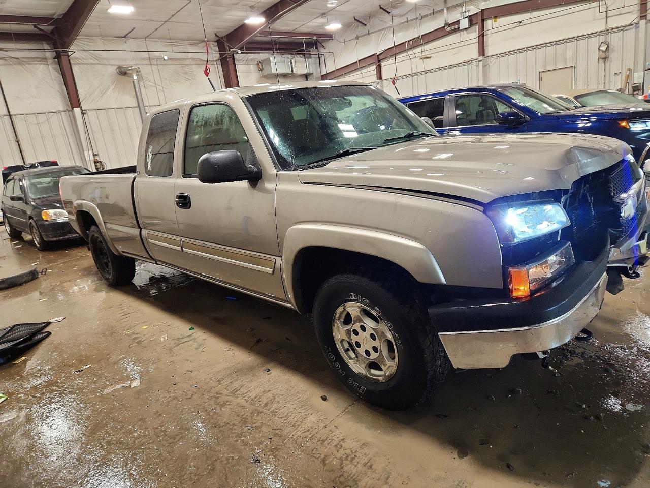 2003 Chevrolet Silverado K1500 - Фото 4