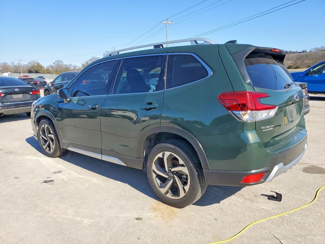 2022 Subaru Forester Touring - Фото 2