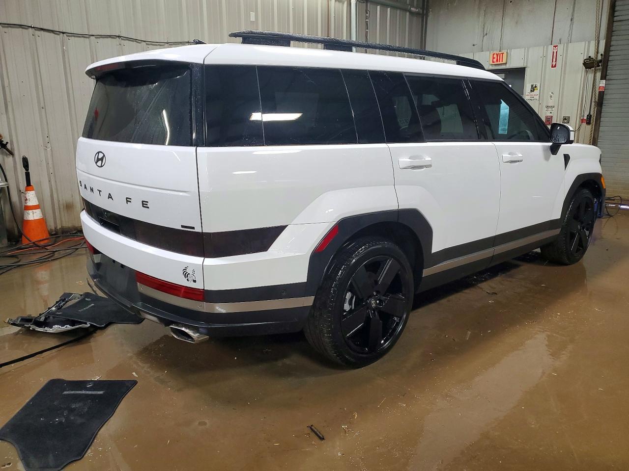 2024 Hyundai Santa Fe Limited - Image 3