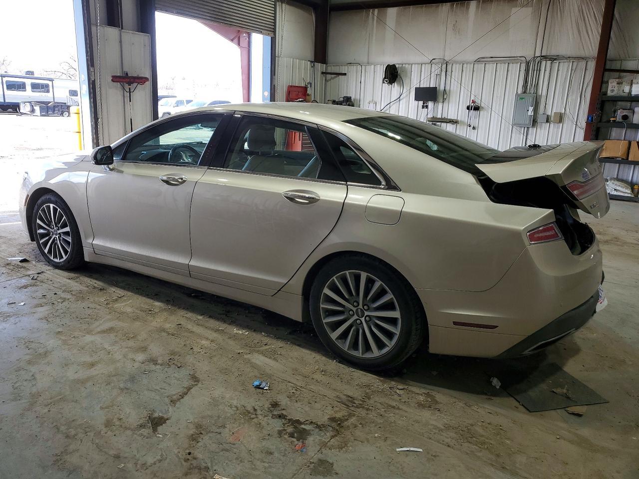 2017 Lincoln Mkz Select - Фото 2