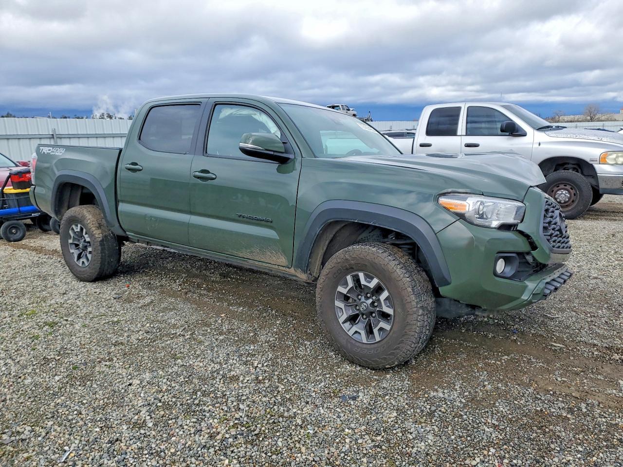 2021 Toyota Tacoma Double Cab - Фото 4