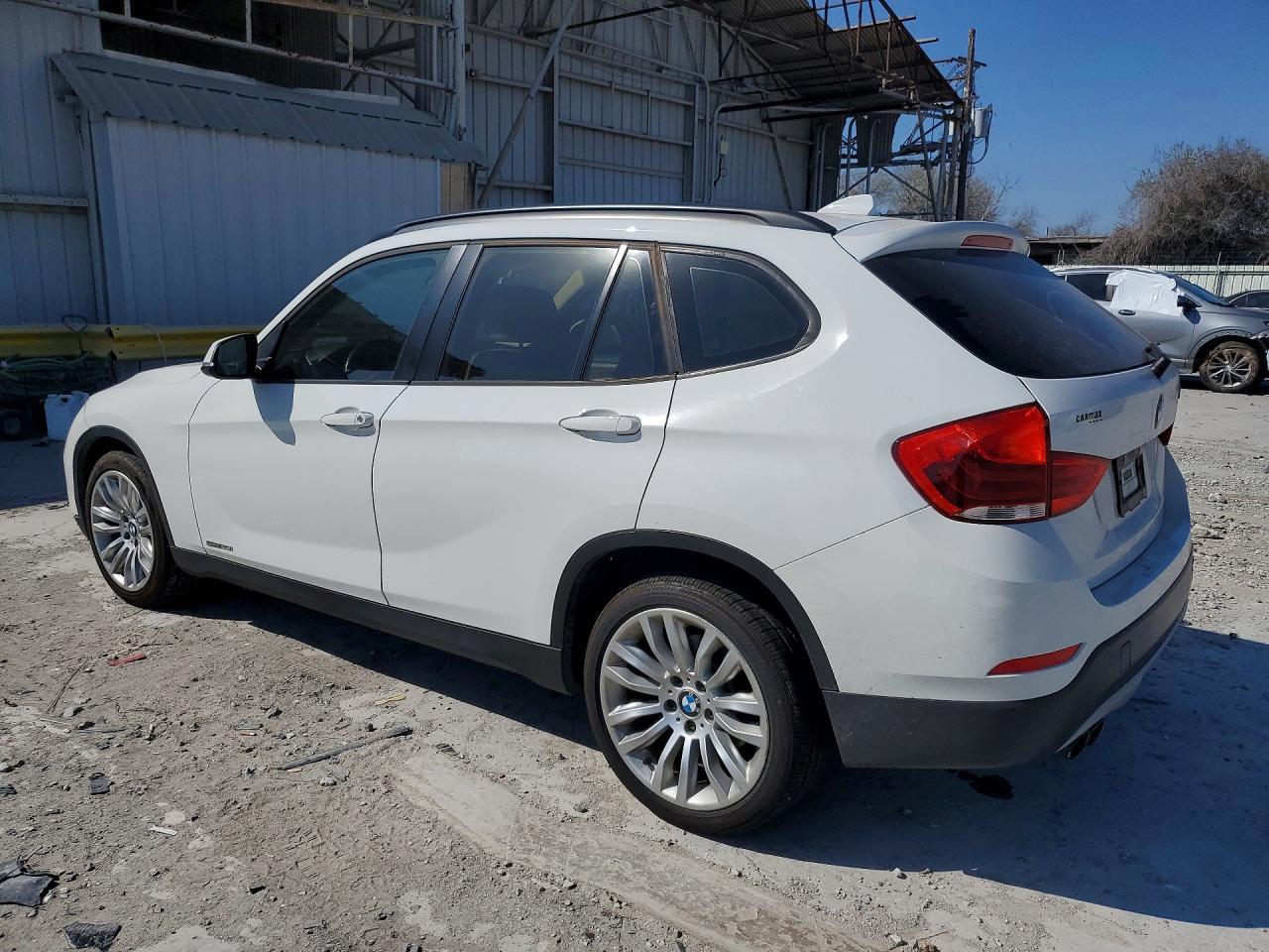 2015 BMW X1 Sdrive28I - Фото 2