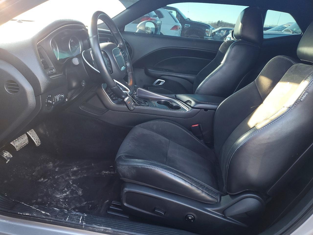 2018 Dodge Challenger R - Image 7