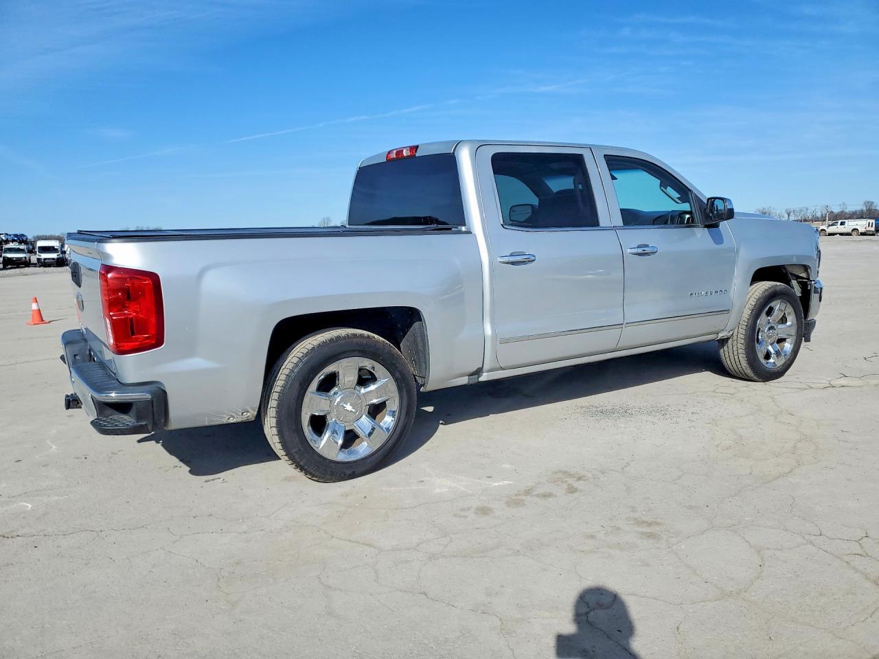 2017 Chevrolet Silverado K1500 Ltz - Image 3