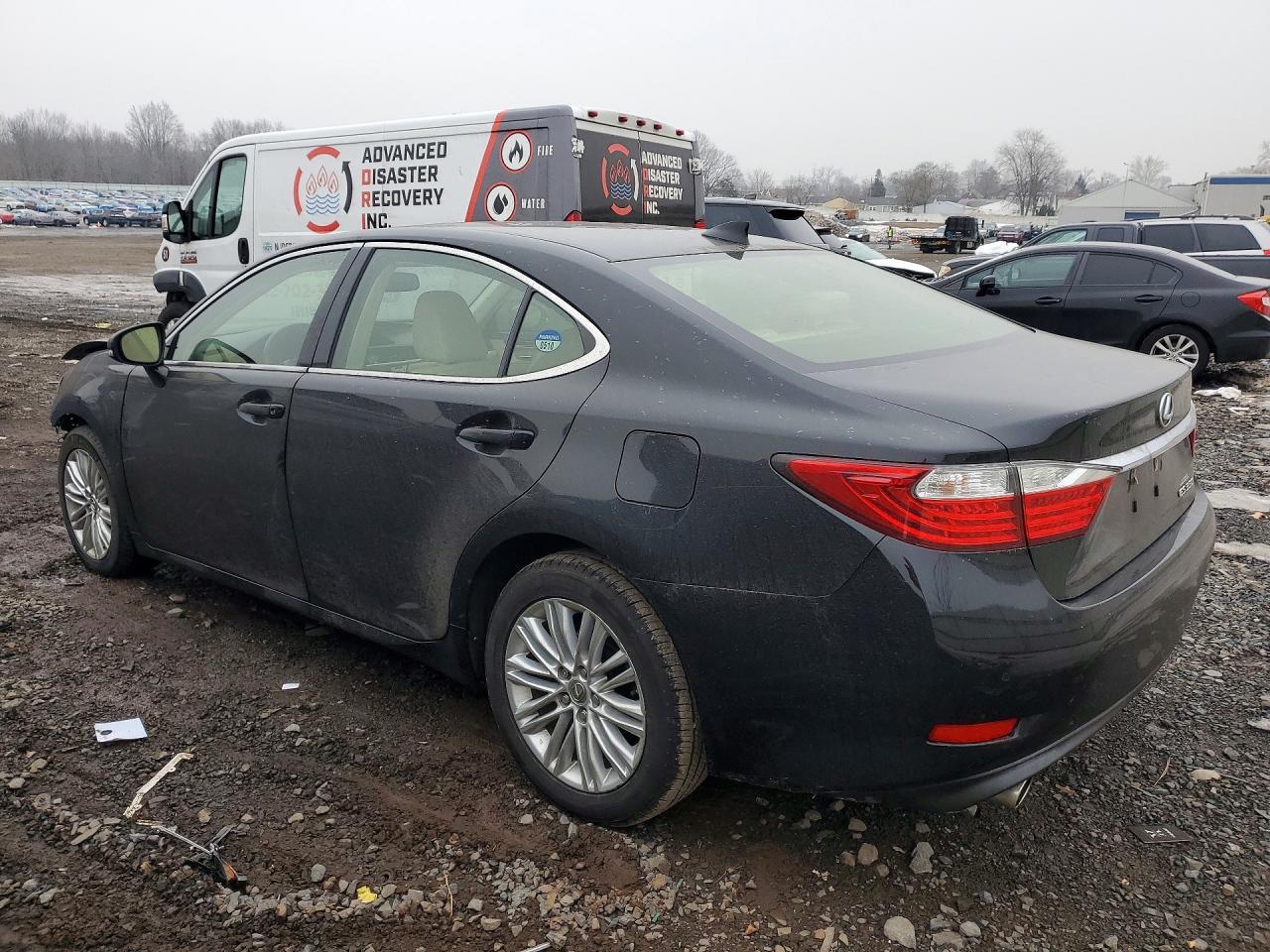 2015 Lexus Es 350 Base - Фото 2