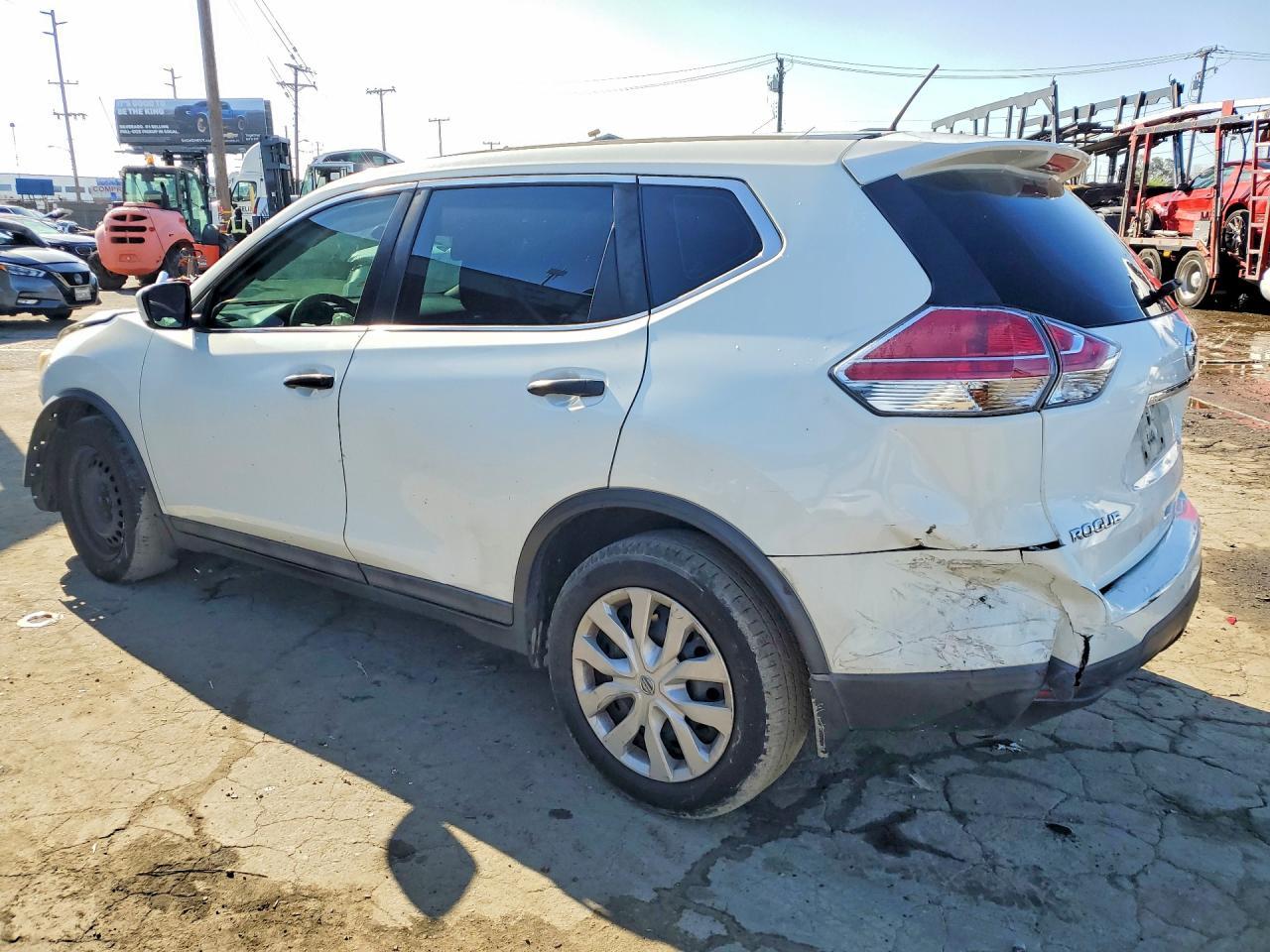 2016 Nissan Rogue S - Фото 2
