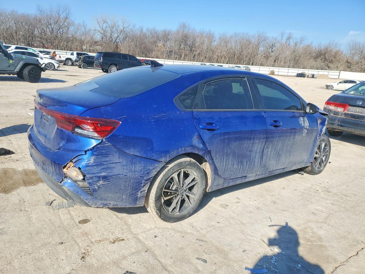 2024 Kia Forte Lx - Фото 3