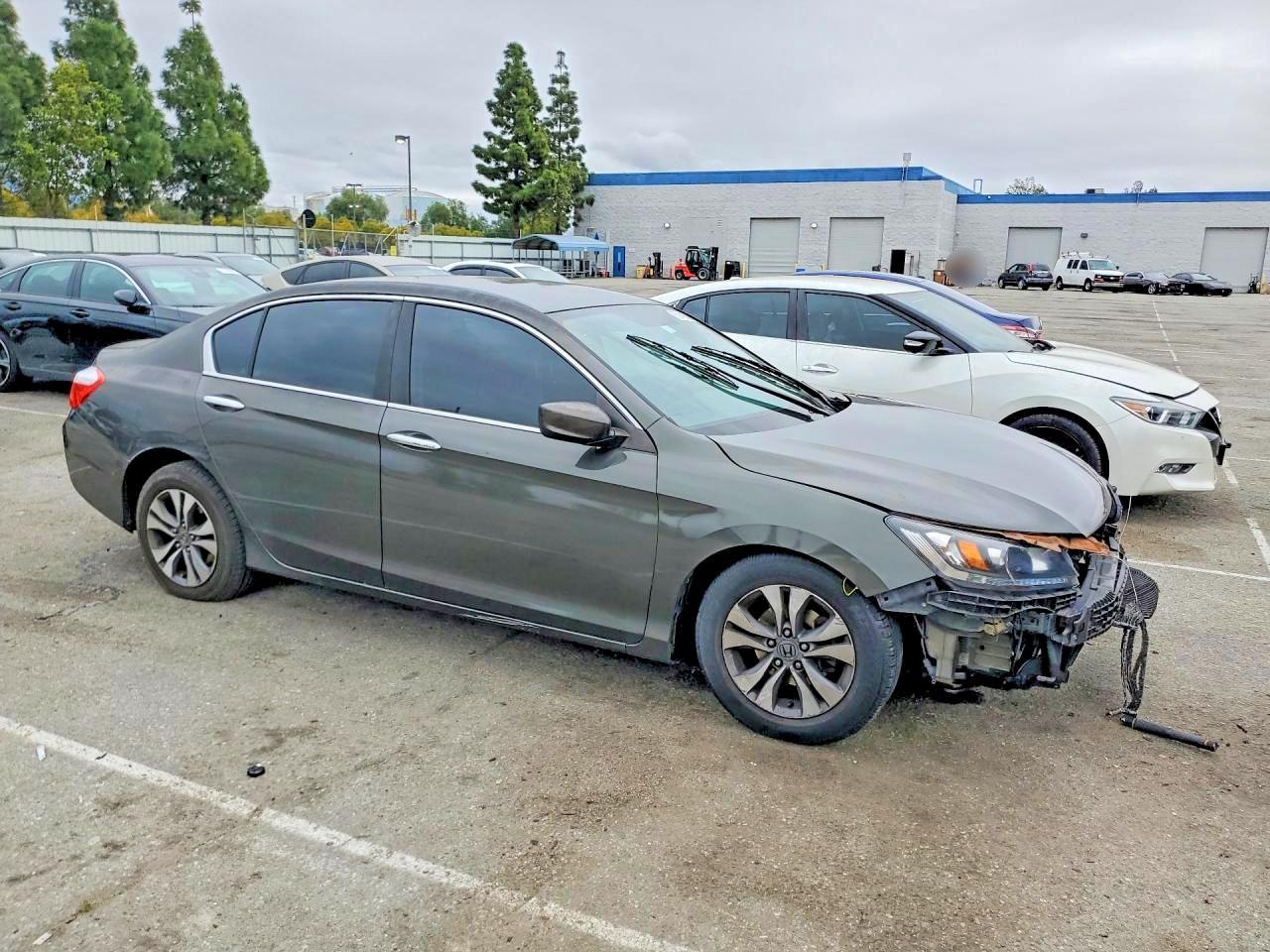 2013 Honda Accord Lx - Фото 4