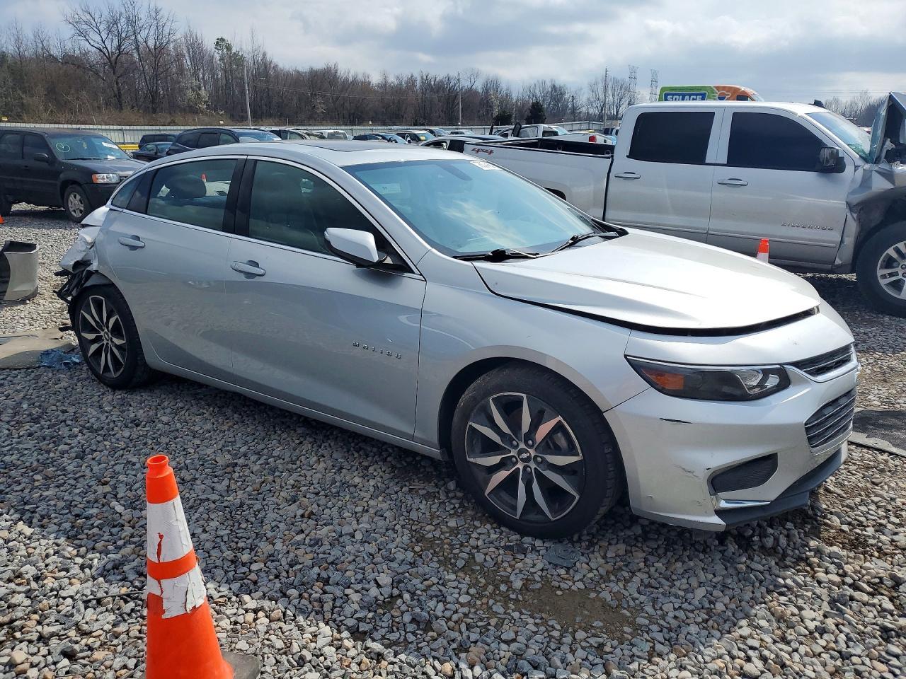 2017 Chevrolet Malibu Lt - Фото 4