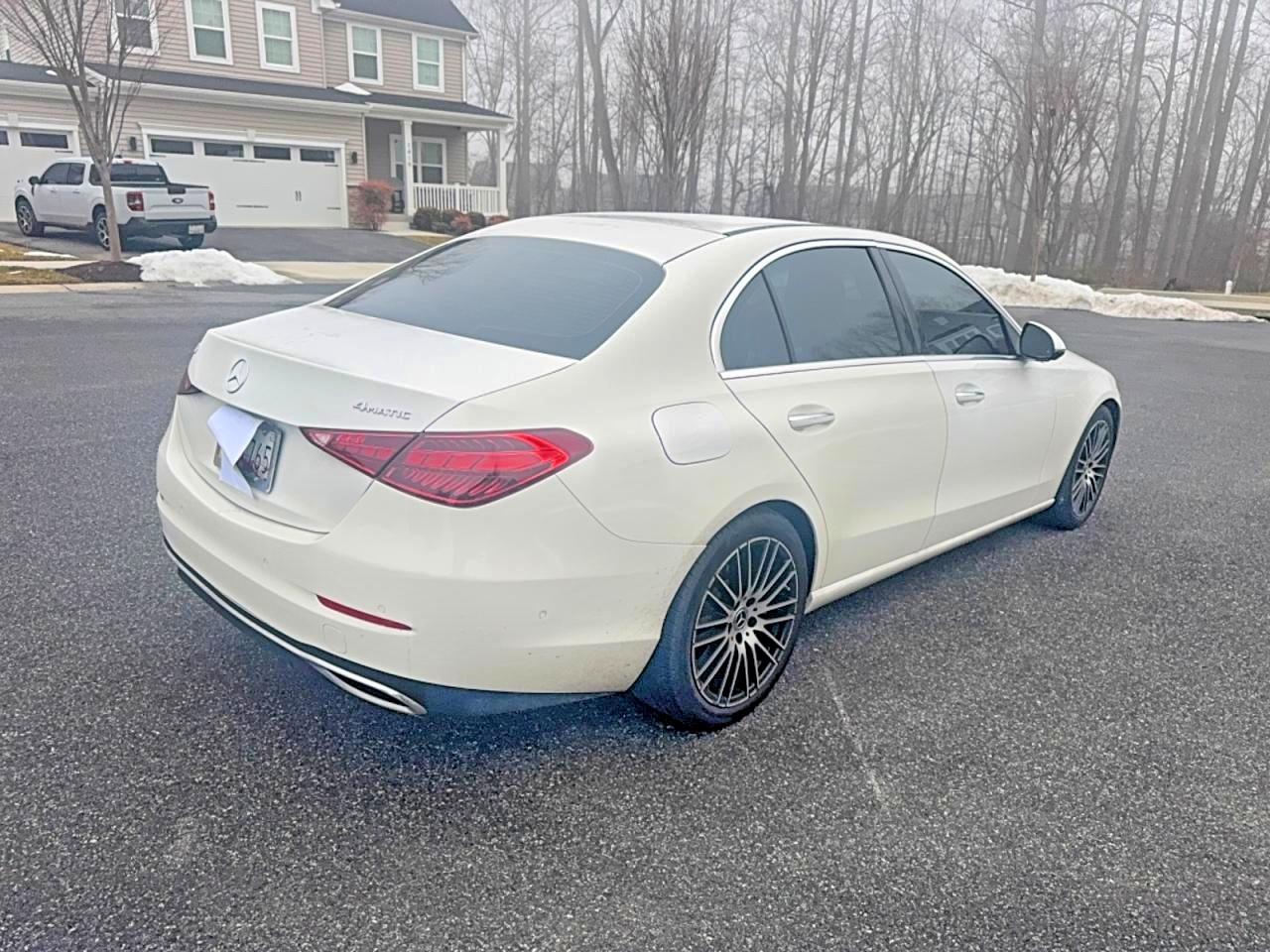 2023 Mercedes-Benz C 300 4Matic - Image 4