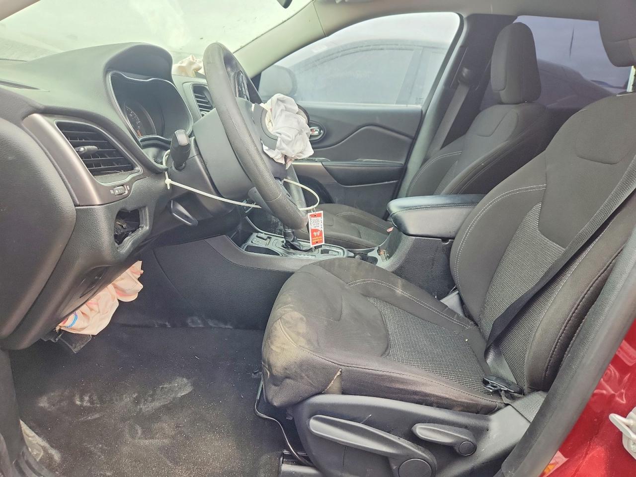 2020 Jeep Cherokee Latitude - Фото 7