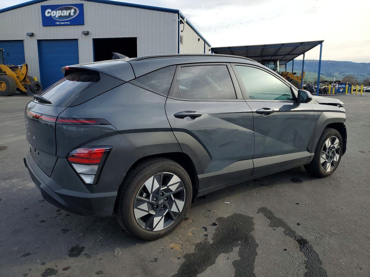 2025 Hyundai Kona Sel - Фото 3