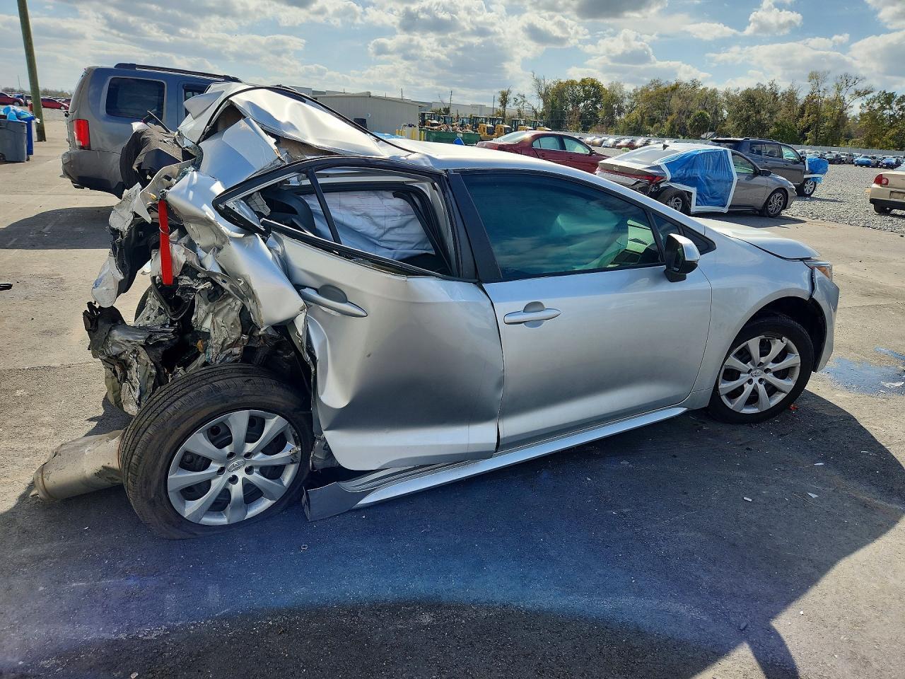 2021 Toyota Corolla Le - Image 3