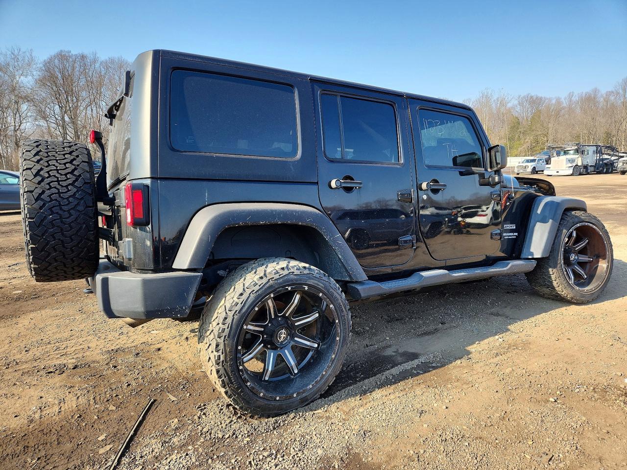 2016 Jeep Wrangler Unlimited Sport - Фото 3