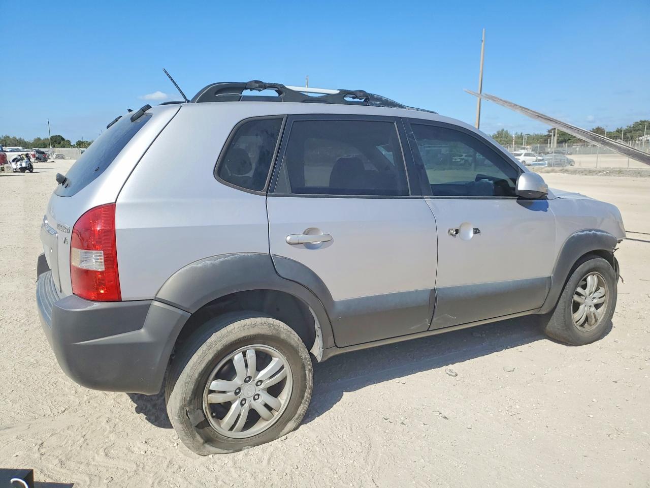 2006 Hyundai Tucson Gls - Image 3