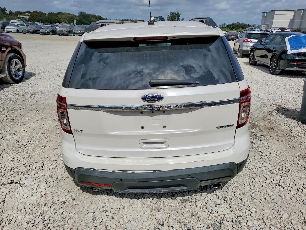 2013 Ford Explorer Xlt - Фото 6