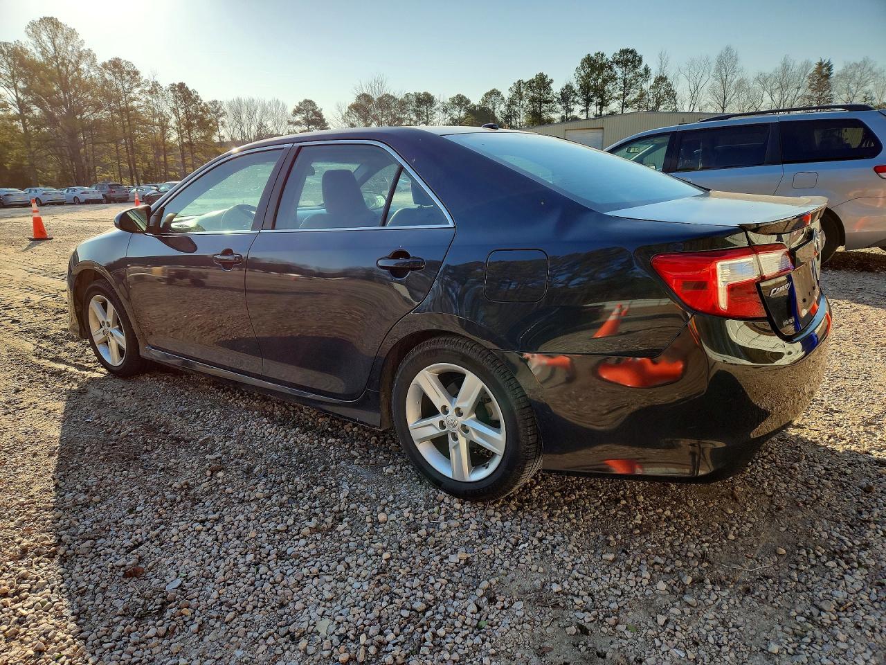 2013 Toyota Camry Se - Image 2