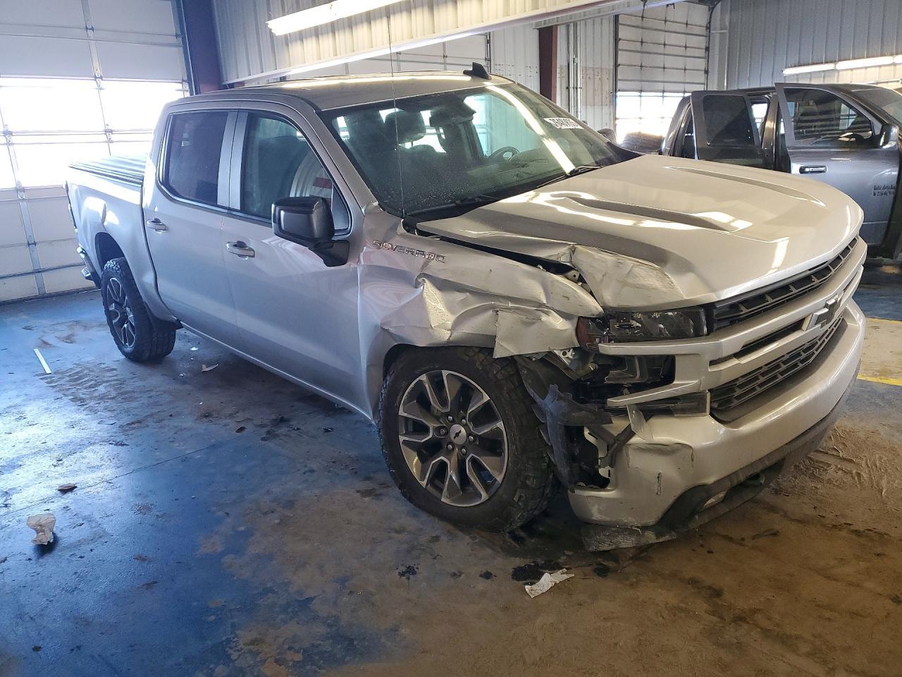2020 Chevrolet Silverado K1500 Rst - Image 4