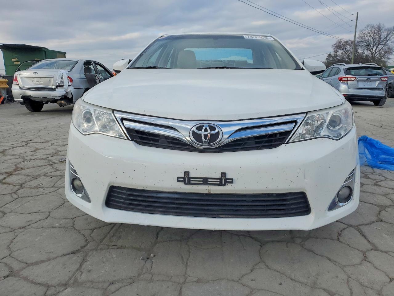 2012 Toyota Camry Base - Фото 5