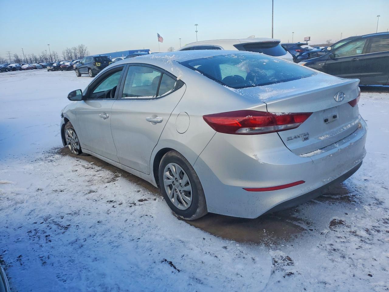 2018 Hyundai Elantra Se - Фото 2